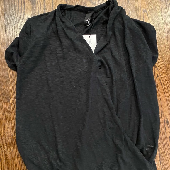 NWT Bobi short sleeve shirt with overlap - Picture 2 of 4